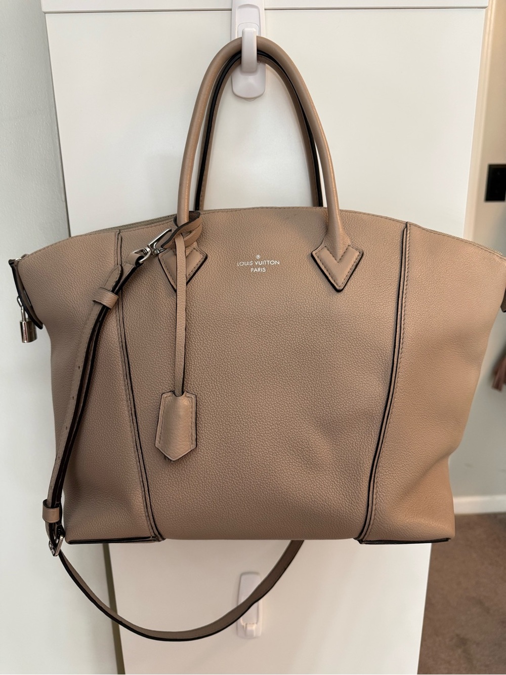 Louis Vuitton Tan Pebbled Leather Tote with Detachable Adjustable Strap